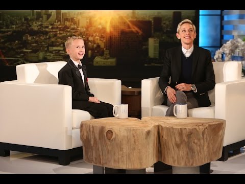 ブリトン・ミーツ・ボンド、ジェームズ・ボンド (Britton Meets Bond, James Bond)