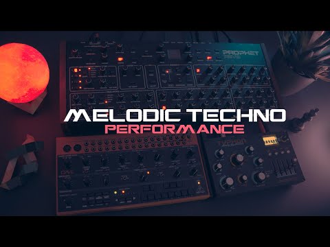 Dreadbox Typhon, Prophet Rev 2 & Crave - Melodic Techno Performance