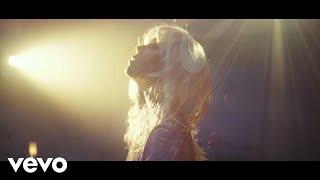 Musik-Video-Miniaturansicht zu Ton Autre Vie Songtext von Lord Huron feat. Sarah Dugas