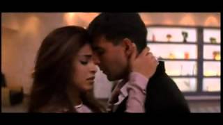Aitraaz - l Wana Make Love To You - Akshay Kumar  