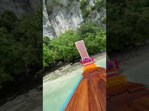 Beautiful beaches of Thailand 😊 #bestmoments #thailandtravelvlog #travelvlogging #pattaya #bangkok