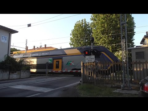 Passaggio a livello // Železniční přejezd Rimini, Viale 25 marzo 1831 [I] - 15.7.2023