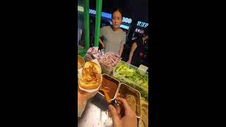 Live broadcast of street food specialties and fruit delicacies