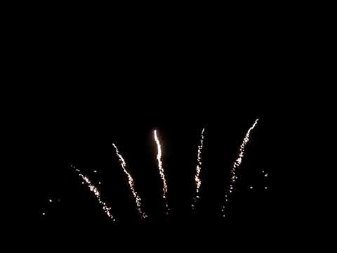 PFX5208 (14PFX5208): Dominator 25 Shot Fan - Silver Whirling Chry