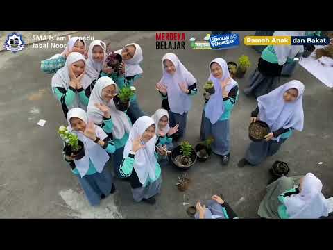 KEGIATAN "PENGHIJAUAN" DI SEKOLAH SMA ISLAM TERPADU JABAL NOOR