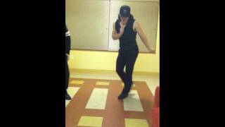 College kids dance to Moves Like Jagger