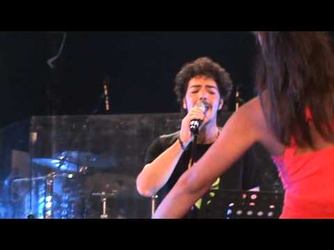 NOTTE DELLA TARANTA 2013 Max gazzé - Pizzica di San vito