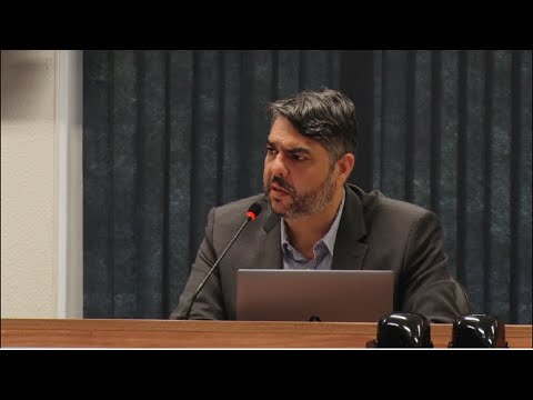 Ex-diretor da Central de Compras da prefeitura presta esclarecimentos à CPI da Saúde