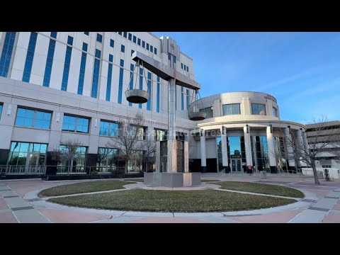 Actor Timothy Busfield ordered held without bond in New Mexico child sex abuse case