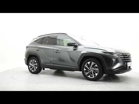 Hyundai Tucson 2WD Executive Plus w 2 Tone Roof - Image 2