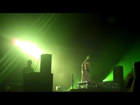 Avicii playing Starkillers, Alex Kenji, Nadia Ali - Pressure (Alesso Remix) LIVE in Concert