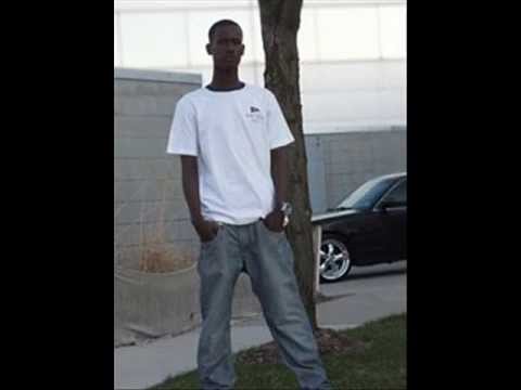 BOMANDO FEAT.CO.....I.D.K