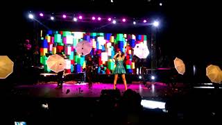 Llueve Llueve - Maite Perroni (EDL Tour) HD