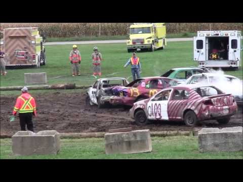 Wallacetown Fair 2016: Demolition Derby - Heat 5 (Powderpuff) [All Female]