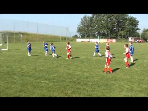 3 U7 Turnier in Münzbach Marvin 5 Tore 3 mit links 2 mit rechts Rene 7 Tore