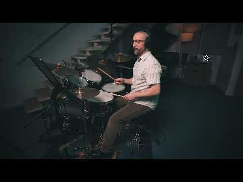 Straight Eighth Groove  [Trinity College London. Introducing Drum Kit, Part One]