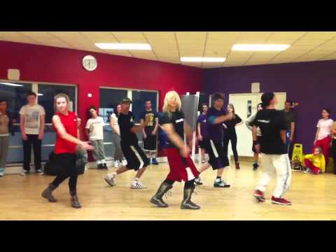 DJ Fresh ft Rita Ora - Hot Right Now