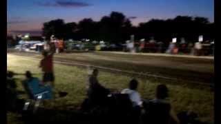 preview picture of video 'Farmall M with V8 Gas Tractor Pull at Radcliffe Days 07/19/2013'