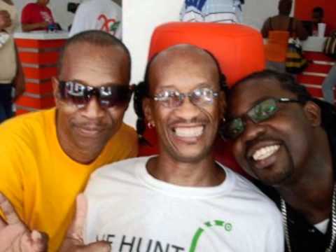 Onyan & The Burning Flames - Kick Een She Back Doh (Antigua Carnival 2012)