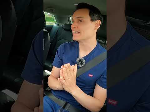 Turning right at traffic lights