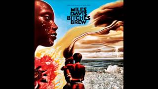 Miles Davis - Miles Runs The Voodoo Down