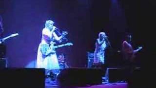 Voice Of The Beehive : Independence day Live Hammersmith '03