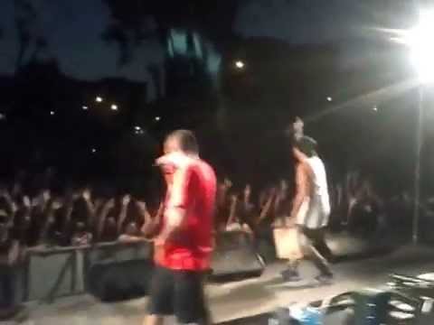 #FatFestival 2014 Samy Marto Don Bueno y Beny Guevara regalando ropa de #LAFAMILIA