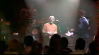 REM - How The West Was Won And Where It Got Us - Paris - 1999