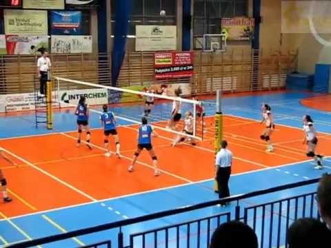 2011-12-17 PLKS Pszczyna - Chemik Police 3:2