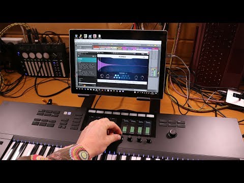 Komplete Kontrol S49 Mk2 improv with Ableton Live and Surface Pro