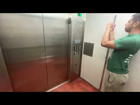 Reliance/Otis Elevonic 411M service elevator – Slopeside Hotel – 7 Springs Mountain Resort – PA