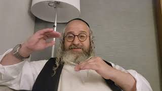 אור ימי חנוכה – בעברית – 5 – הכנה לימי החנוכה ה'תשפ"ו ע"פ הספר 'אוצר היראה' – 'תשובת השנה' אות כ' (הרב מוטה פראנק) - התמונה מוצגת ישירות מתוך אתר האינטרנט יוטיוב. זכויות היוצרים בתמונה שייכות ליוצרה. קישור קרדיט למקור התוכן נמצא בתוך דף הסרטון