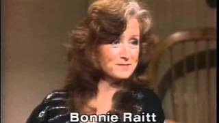 Bonnie Raitt, Sippie Wallace on Late Night, April 27, 1982