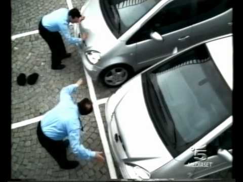 Spot Classe A - Mercedes-Benz - 2002
