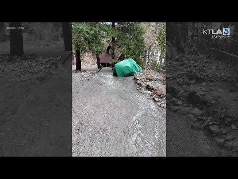 Heartbreaking video shows mudslide devastation in Wrightwood, California | Dec. 25, 2025