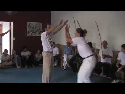 Capoeira Angola: Mestre Ferradura e Stefania