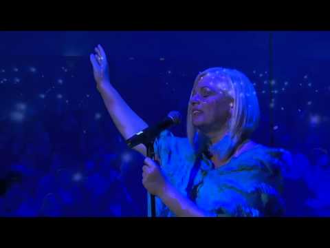 Bagdi Bella: Világíts a világért