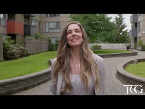 HUGE 1 BEDROOM CONDO IN MAPLE RIDGE FOOTSTEPS TO EVERYTHING!