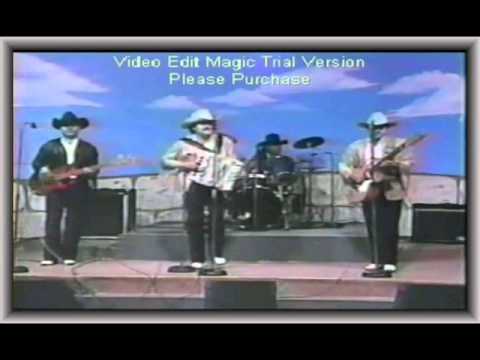 Los Hermanos Vega Pirulino