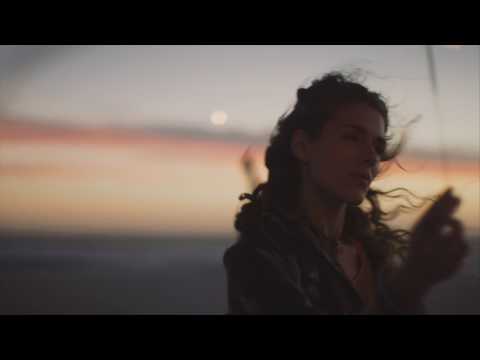 Simon Field x SverreV - La La La