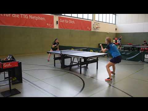 Selina Eggers - Dorothea Kleymann ( TTC BW Datteln ) am 26.01.2020: 6:11, 11:9, 9:11, 11:9 und 11:6