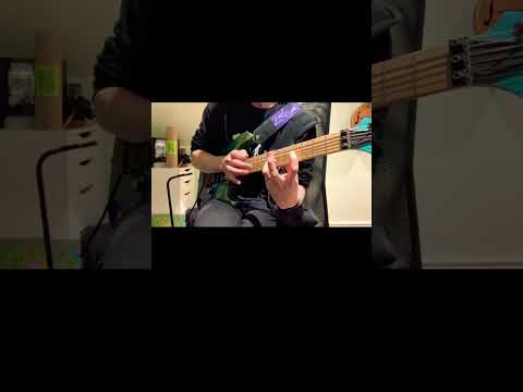 #AndyJames “tapping for beginners” 🥴