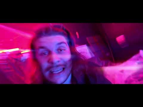 DOODMAAK FT. YUNG RAVEN - SWERV!N (Offizielles Musikvideo)