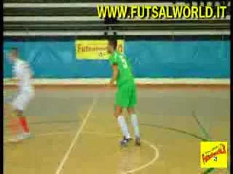 17/11/13 Toniolo - Vimercatese Oreno . . .  Under 21 . . .  futsal / calcio a 5