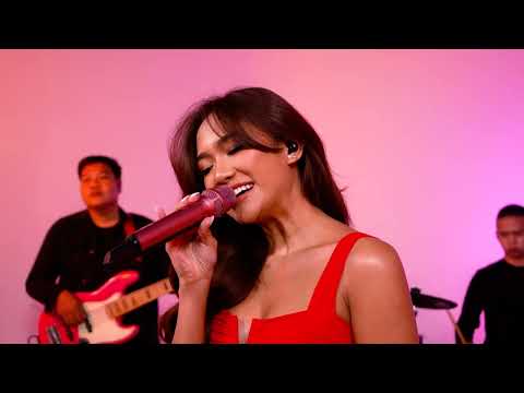 MARION JOLA - AKU TAKDIRMU (OFFICIAL LIVE SESSION)