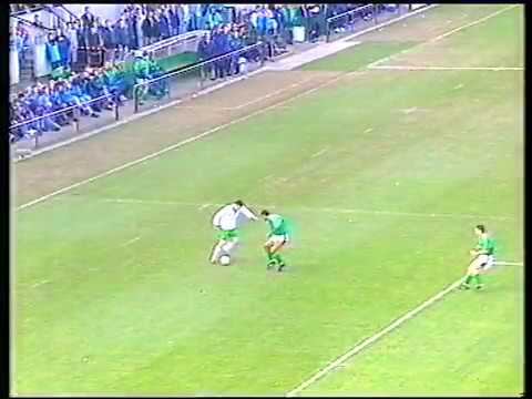 Republic Of Ireland 1 - 1 Northern Ireland (29/03/1995) - Iain Dowie's Goal.