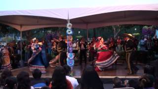 Ballet Folklorico Sol Azteca (jarabe tapatio)