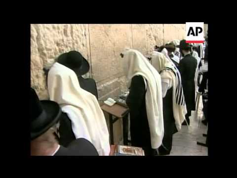 download lagu mp3 mp4 Yom Kippur 2015, download lagu Yom Kippur 2015 gratis, unduh video klip Yom Kippur 2015