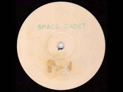 Space Cadet - House The Crowd