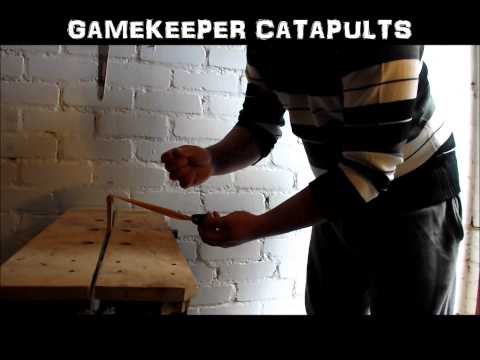 TO TWIST OR NOT TO TWIST THE POUCH ? SLINGSHOT / CATAPULT SHOOTING